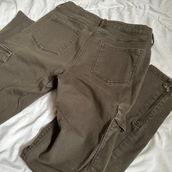 R JEANS - Green High Rise Skinny Jeans - Cargo Pants - Size 28 (8 US) - Picture 6 of 8